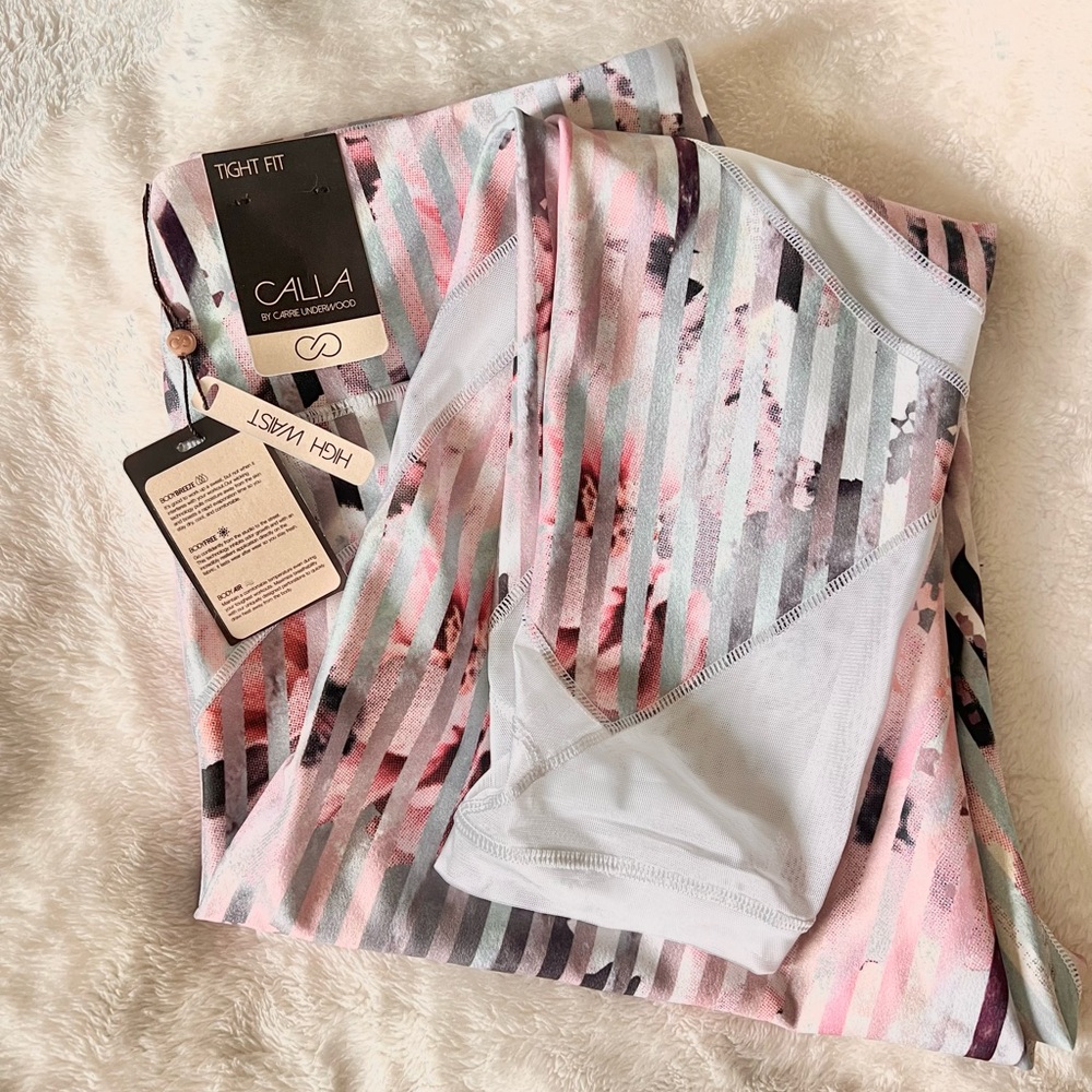 Carrie Underwood Calia leggings